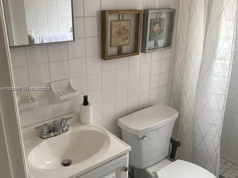 2526 McKinley St #C — Photo 10