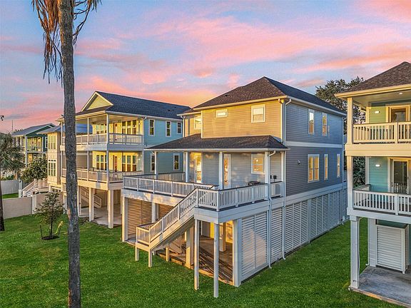 3rd image of 1517 Bayou Shore Dr