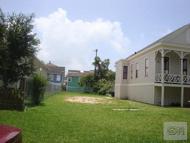 1st image of 2119 Avenue M 1/2