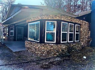 10755 Circle Rd, Dixon, MO 65459