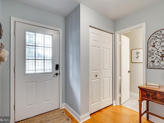 3rd image of 5428 Helm Ct