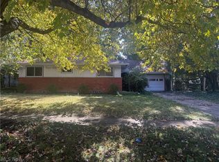 1120 Trentwood Dr, Akron, OH 44313