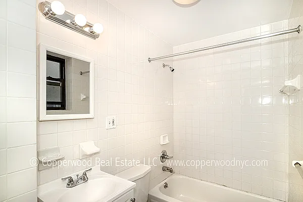 Rented by Copperwood Real Estate | media 14