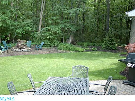 3rd image of 5778 Hawley Ct