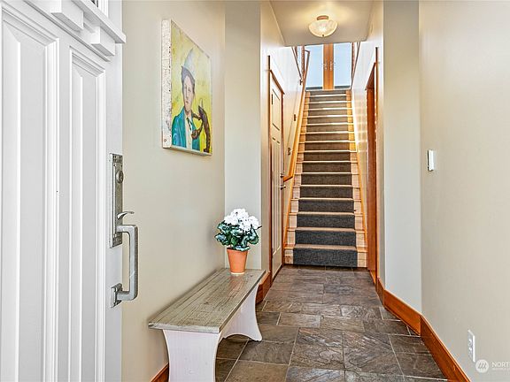 3rd image of 4327 Sucia Drive