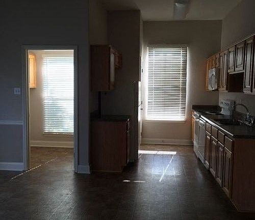 3rd image of 2617 Jackie Ct