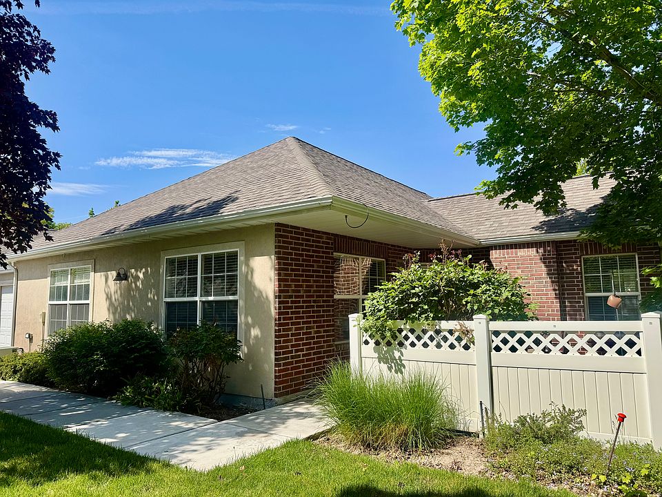 1st image of 2104 Jordan Villa Dr