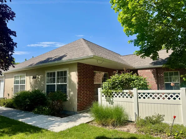 2104 Jordan Villa Dr, West Jordan, UT 84088