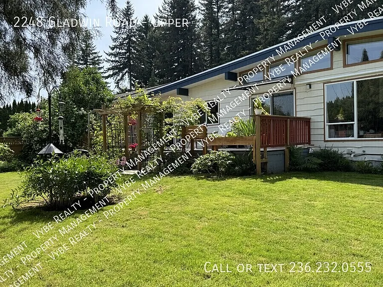 2248 Gladwin Rd #UPPER — Photo 25