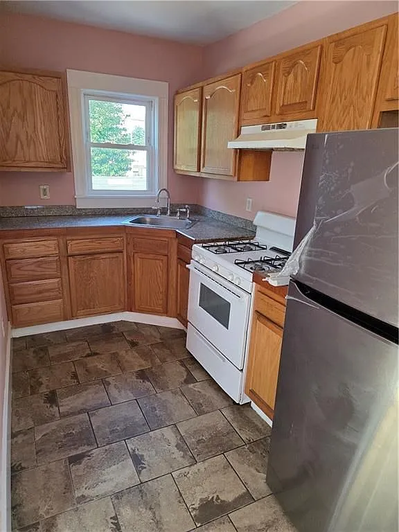 2 bed, 1.0 bath, 1191 sqft, $2,200 — Photo 4