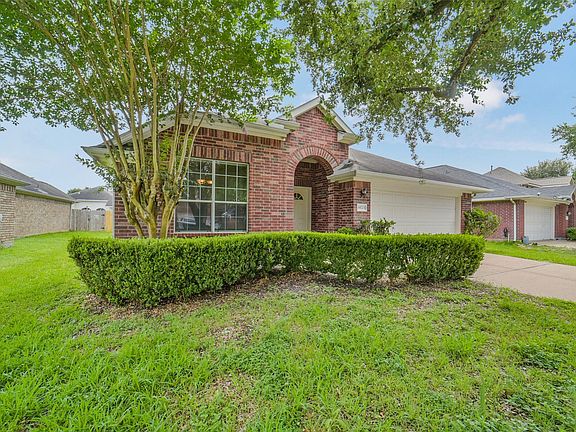 3rd image of 19723 Millstone Ridge Ln