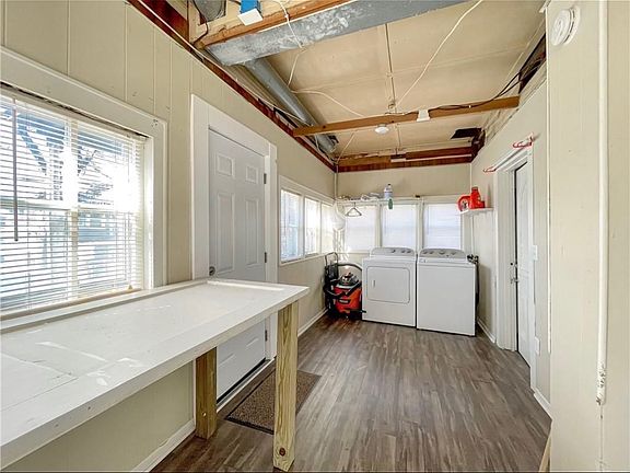 5th image of 202 S College Ave