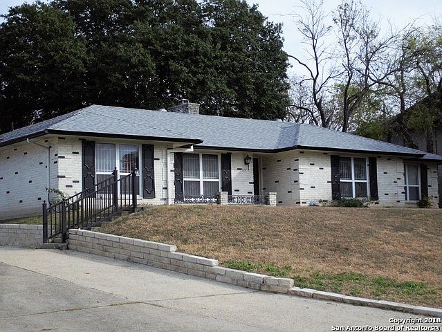 1st image of 315 Highview Dr