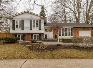 5245 Bromley Rd, Burlington, ON L7L3G1