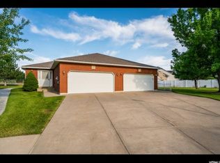 3899 W 250 N, West Pt, UT 84015