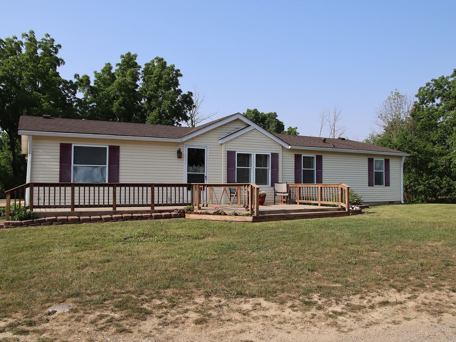 9865 E Us Highway 40, Charlottesville, IN 46117 Zillow