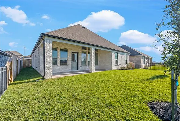 1692 Daylight Lake Dr — Photo 4