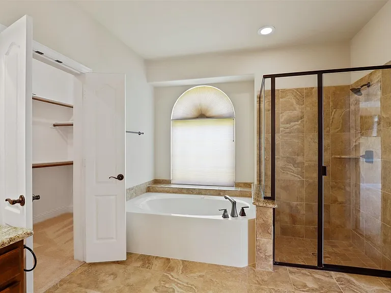 8110 Fenwick Ct — Photo 19
