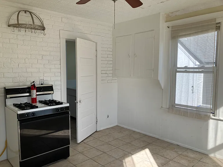 5 1/2 Buffum St #2 — Photo 9