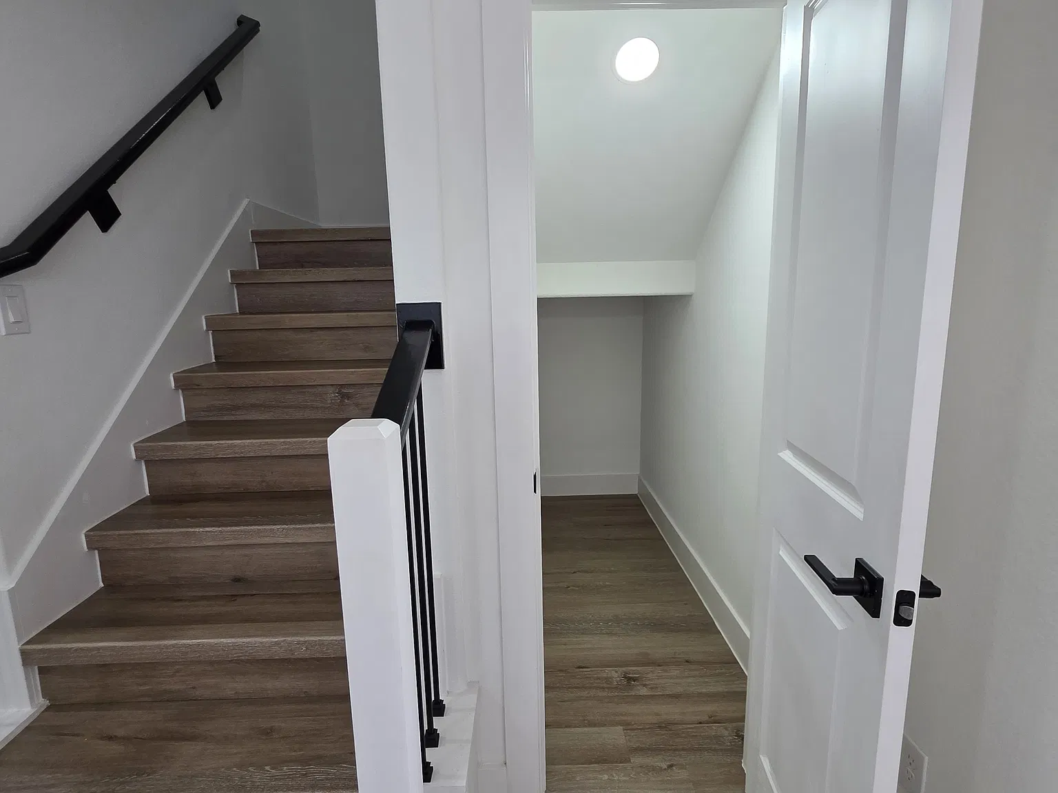 3 bed, 2.5 bath, 1350 sqft, $1,725 — Photo 4