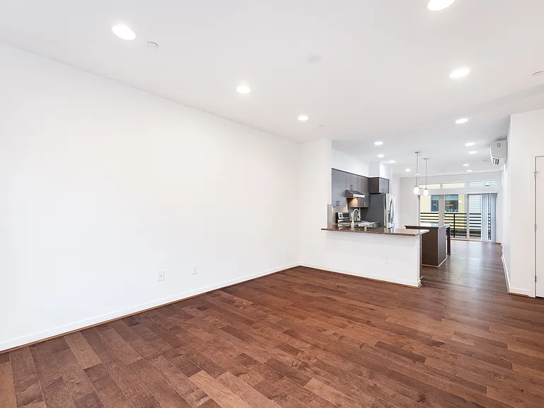 15791 NE 14th Rte #1803 — Photo 6