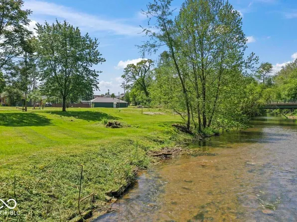 110 W Water St, Pendleton, IN 46064