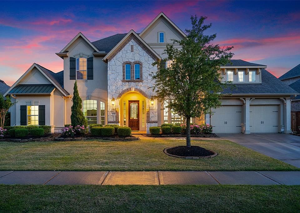 1st image of 18719 S Bee Cave Springs Cir