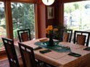 2927 SW Dickinson St, Portland, OR 97219