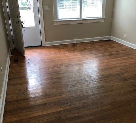 3rd image of 205 S Elm St #A