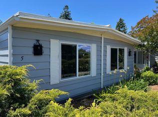5 Sequoia Cir, Santa Rosa, CA 95401