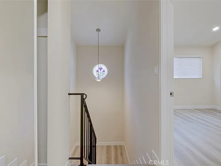 7409 Woodman Ave — Photo 23