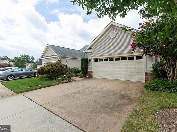 2nd image of 6597 Alderwood Way