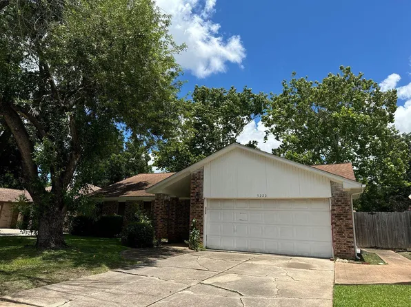 5222 Valley View Dr, La Porte, TX 77571