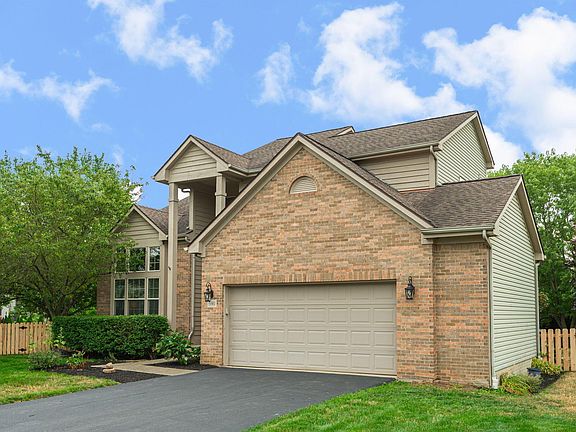 2nd image of 590 Hadshire Ct