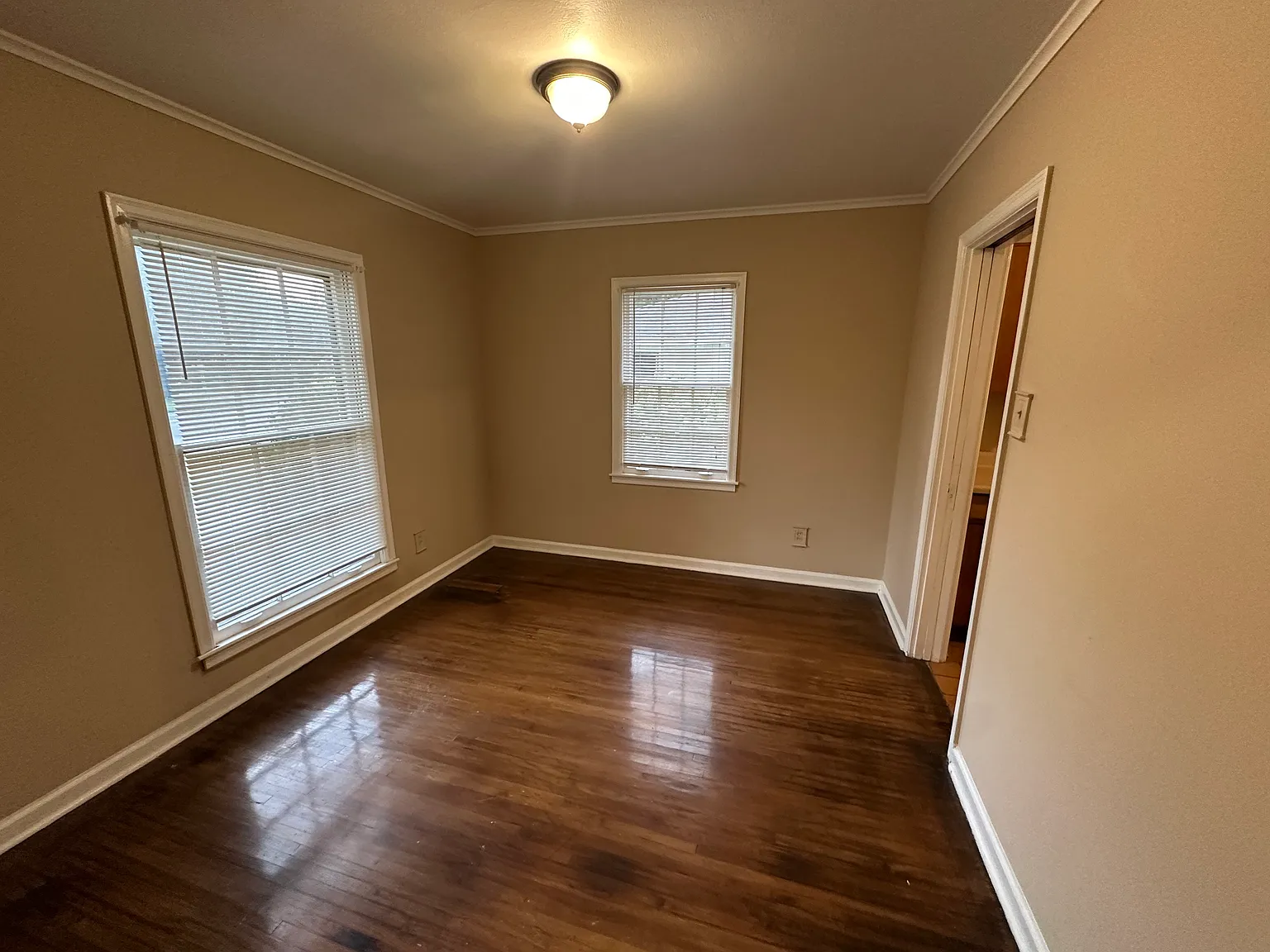 3 bed, 1.5 bath, 1530 sqft, $1,695 — Photo 3