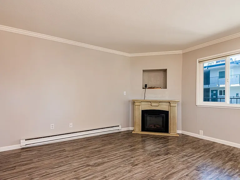 815 Balboa Ave #201 — Photo 5