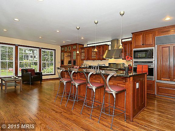 4th image of 5404 Huntington Pkwy
