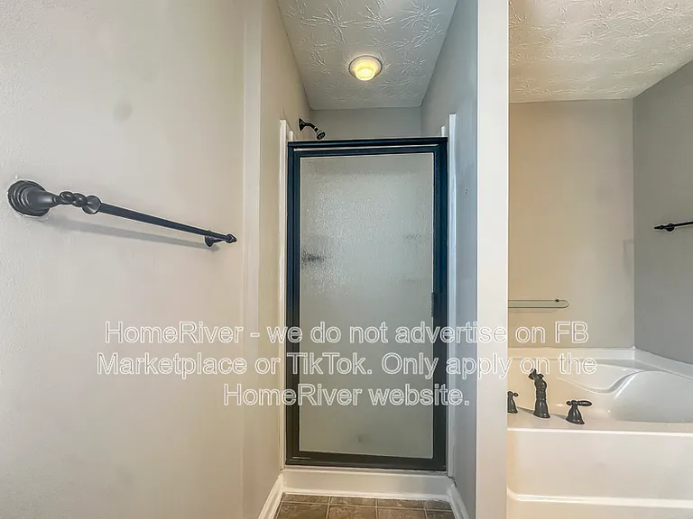 2613 Waterdale Rd SW — Photo 18
