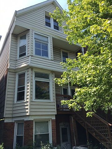 1st image of 3630 N Hermitage Ave #1