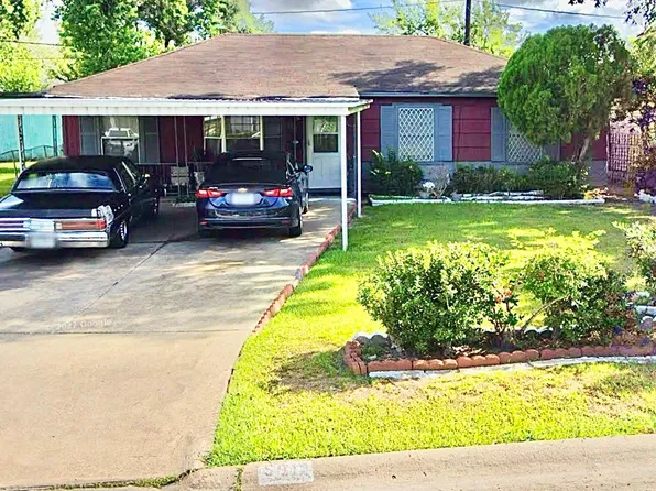 5011 Northridge Dr, Houston, TX 77033