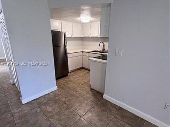 4th image of 5782 SW 61st St #5782