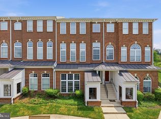 4424 Eastwick Ct #B-402b, Fairfax, VA 22033