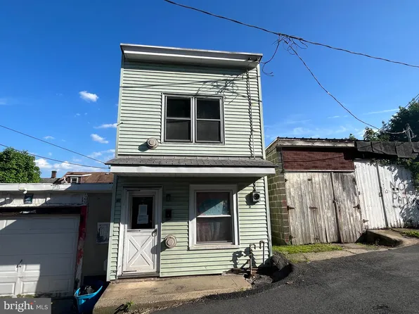 210 Harrison St, Pottsville, PA 17901