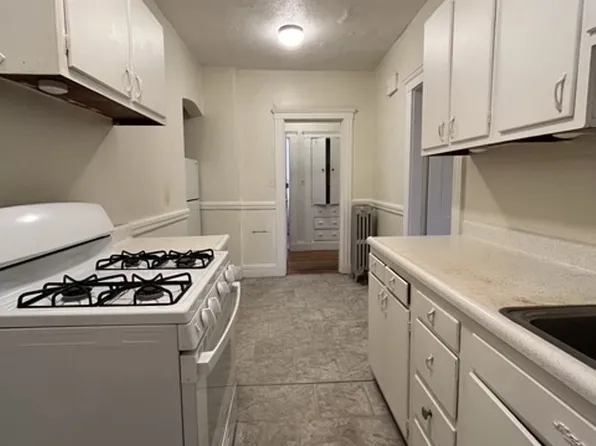 6-9 James St #6, Brookline, MA 02446