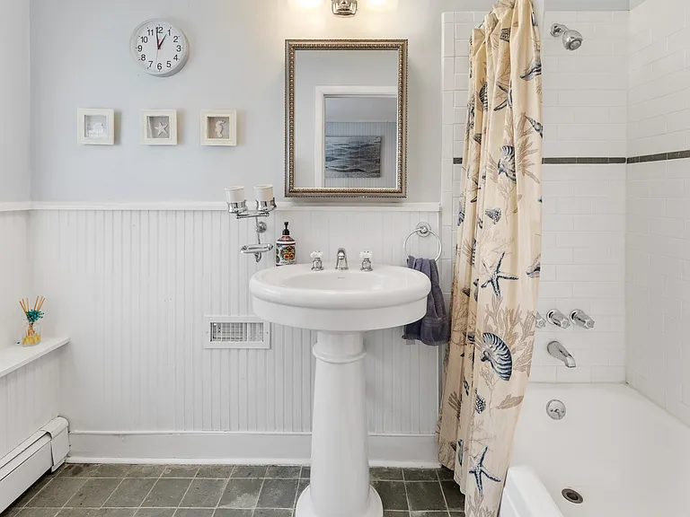96 Wainscott Northwest Rd — Photo 16
