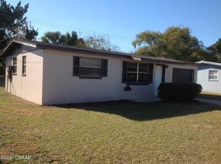 908 Derbyshire Rd, Daytona Beach, FL 32117