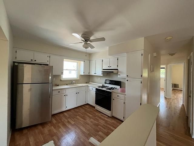 1st image of 158 Avenue