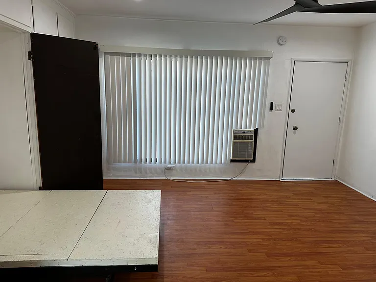 323 N Chevy Chase Dr #G — Photo 4