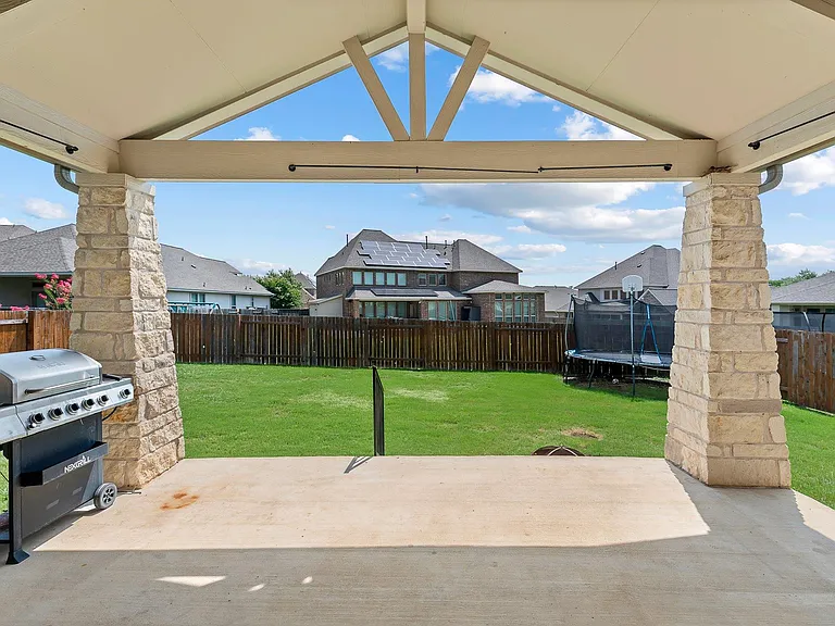 508 Hidden Creek Way — Photo 37