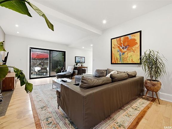 4th image of 48 Angus CRESCENT